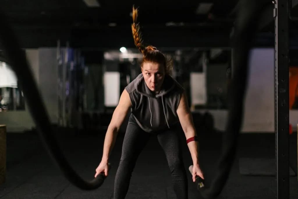 Skuteczny trening na spalanie tłuszczu: jak osiągnąć szybkie efekty