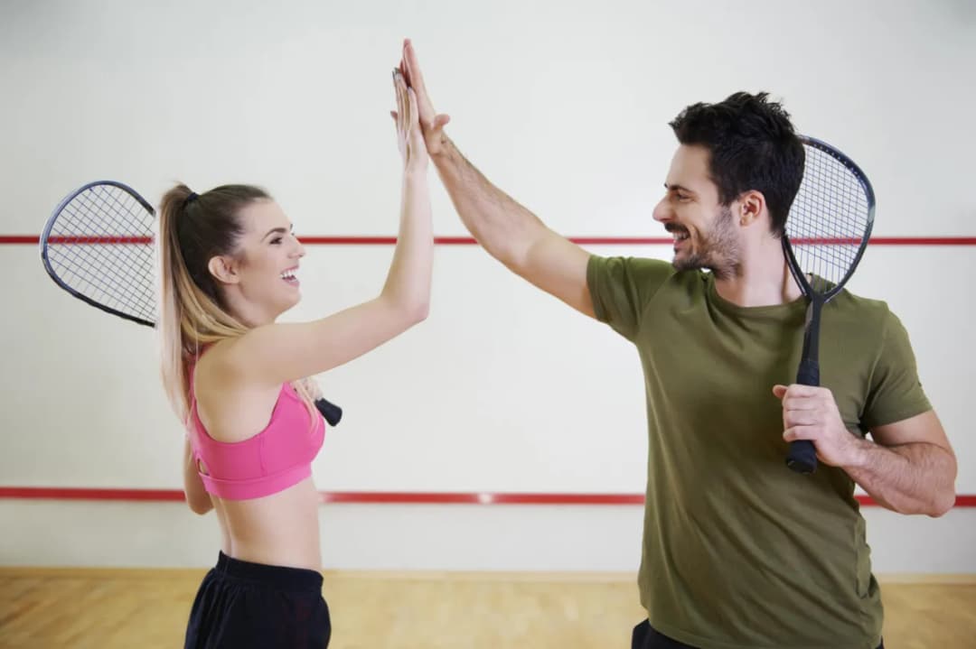 Lekcja squasha w Warszawie - nauka, która zmieni Twoje umiejętności