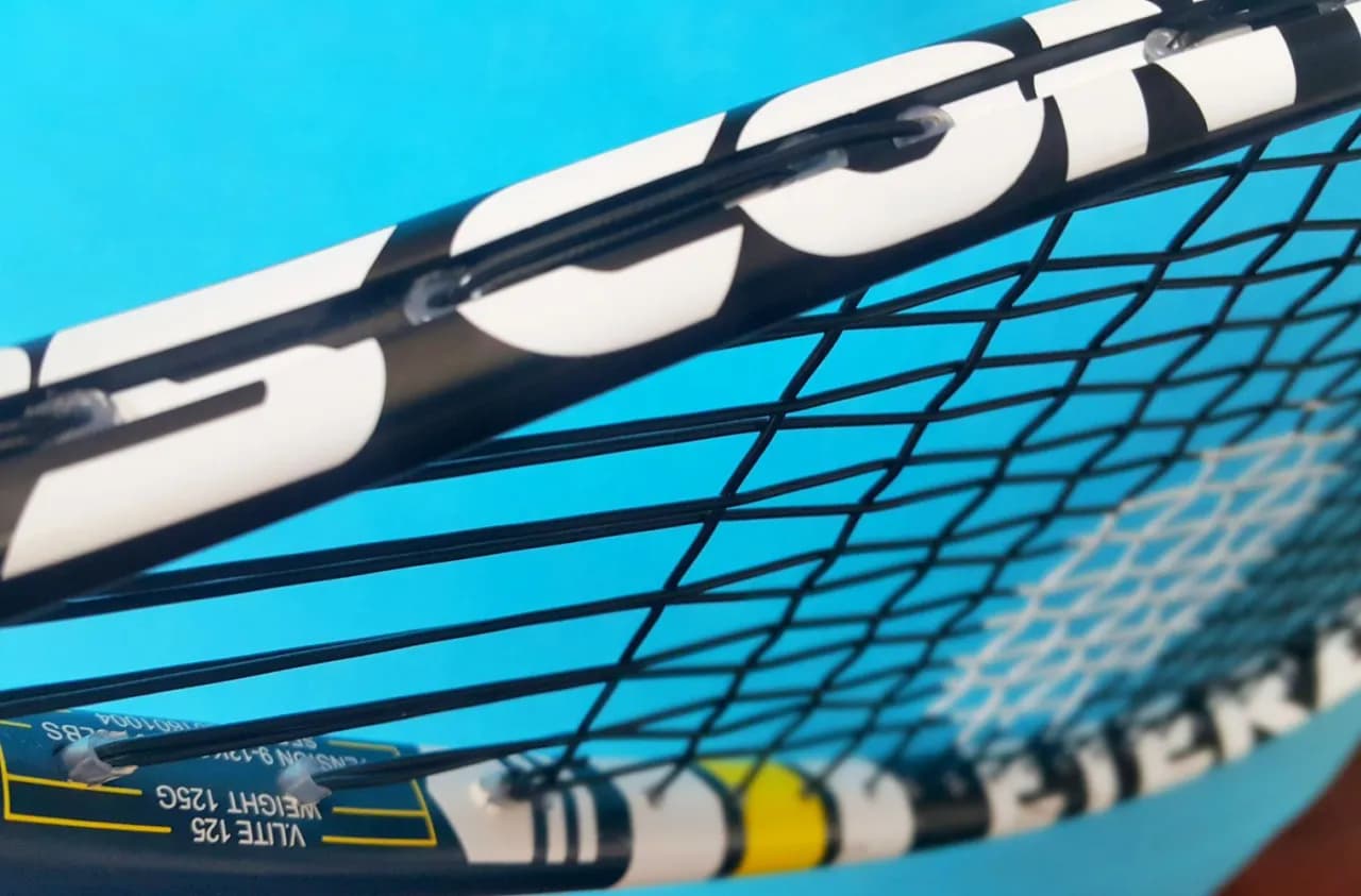 Jaki naciąg do rakiety squash? Wybierz najlepszy dla swojego stylu gry